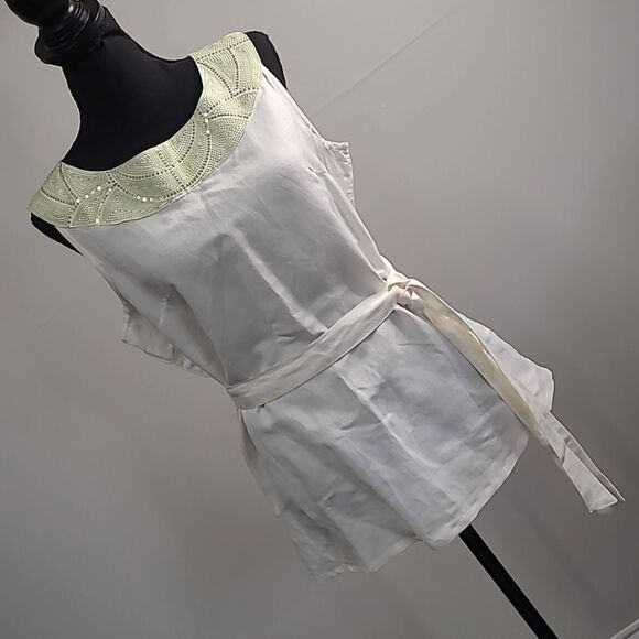 jennifer Eden Tops - Jennifer Eden sz 14 sleeveless belted tunic top.
